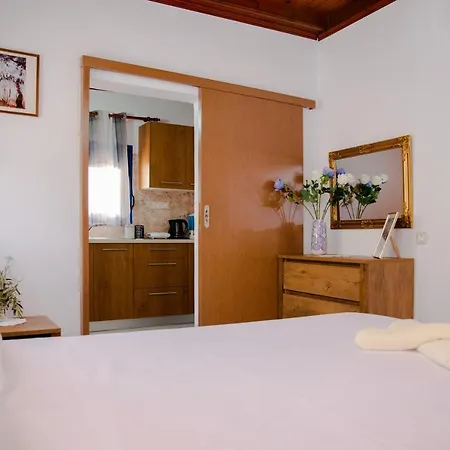 Endless Blue Stegna Vakantiehuis *